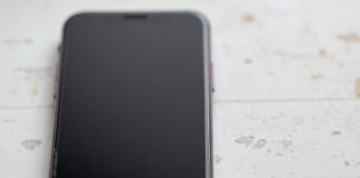 Экран телефона не работает? Простые шаги, чтобы понять и исправить